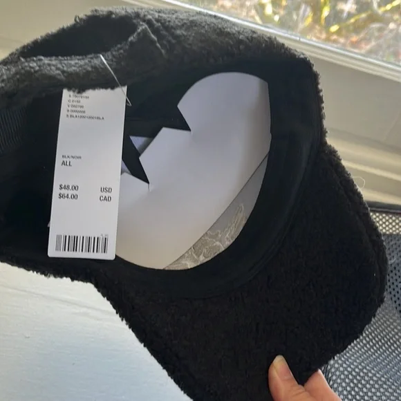 Boys lie Sherpa baseball hat black NWT - Picture 11 of 11